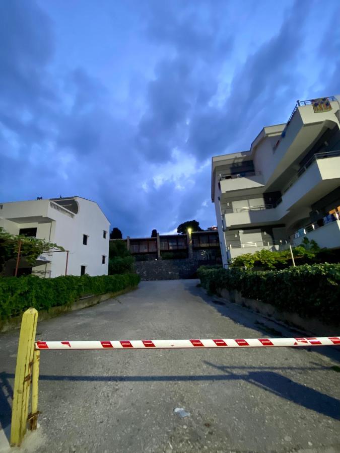 Mala Plaza Apartments Ülgün Dış mekan fotoğraf