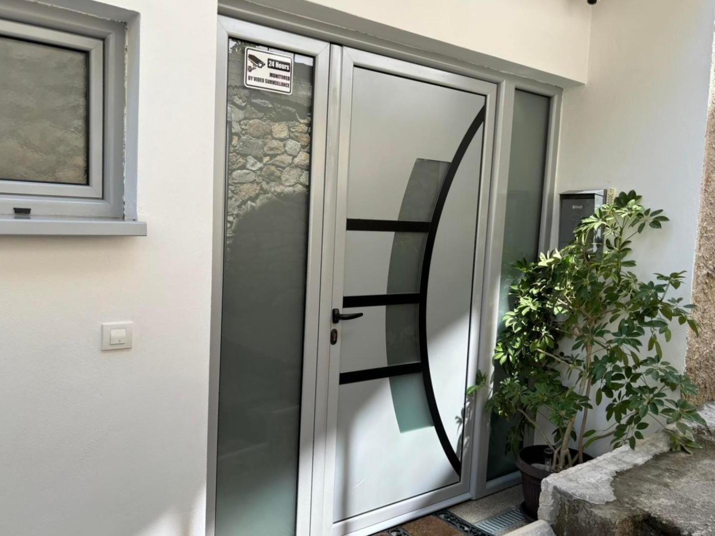 Mala Plaza Apartments Ülgün Dış mekan fotoğraf